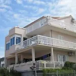 克雷斯克公寓式酒店 * 赫瓦尔
