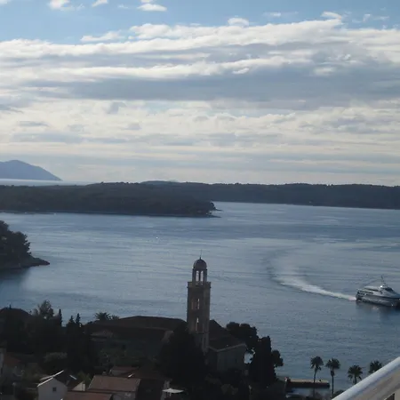 Daire Kresic Hvar Town