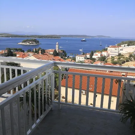 Apartment Kresic Hvar Town