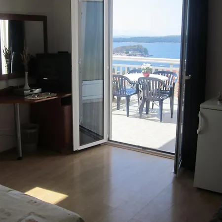 Apartment Kresic *