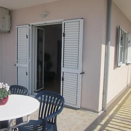 Kresic Apartment *