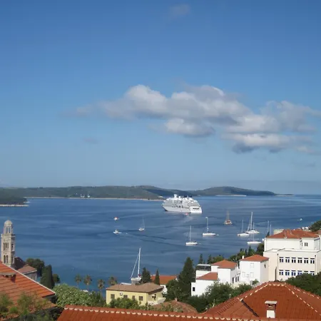 Apartment Kresic Hvar Town