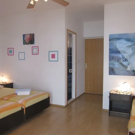 Apartment Kresic *