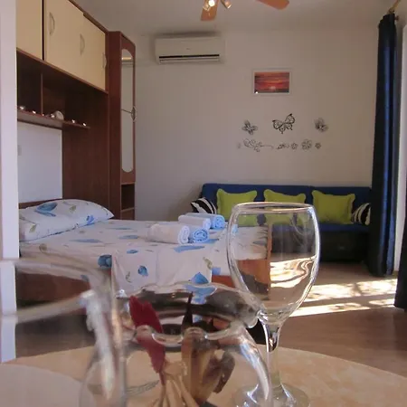 Apartment Kresic *